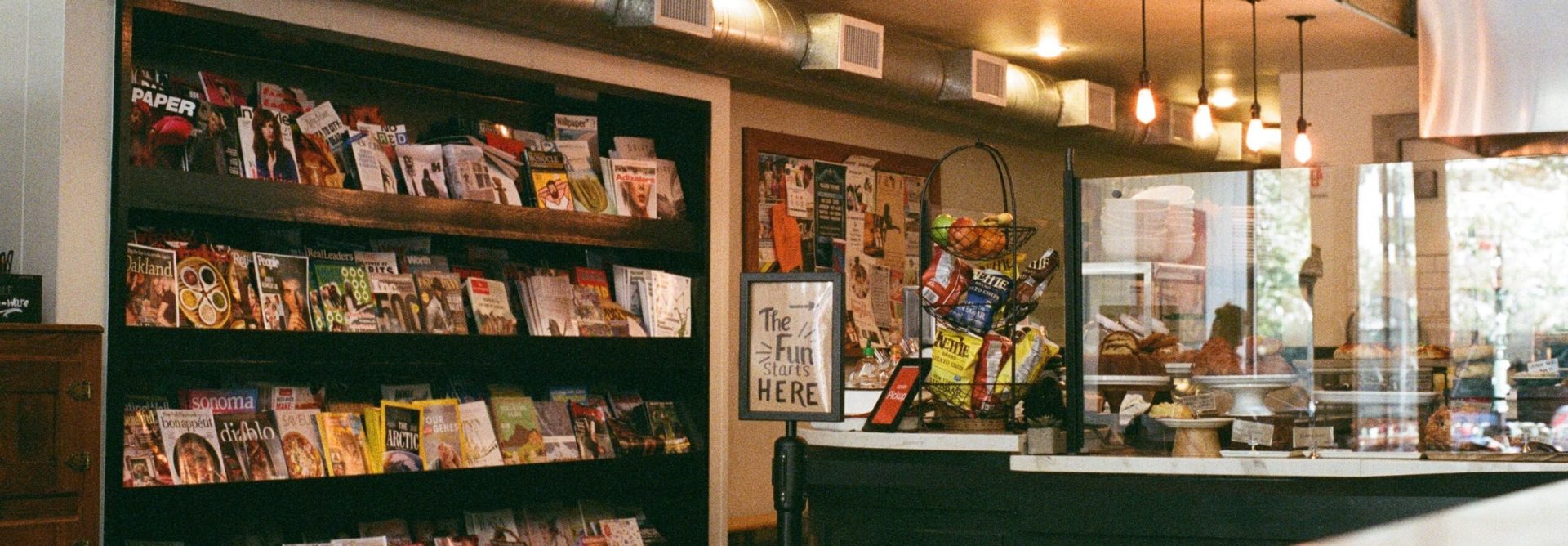 Rack of magazines.